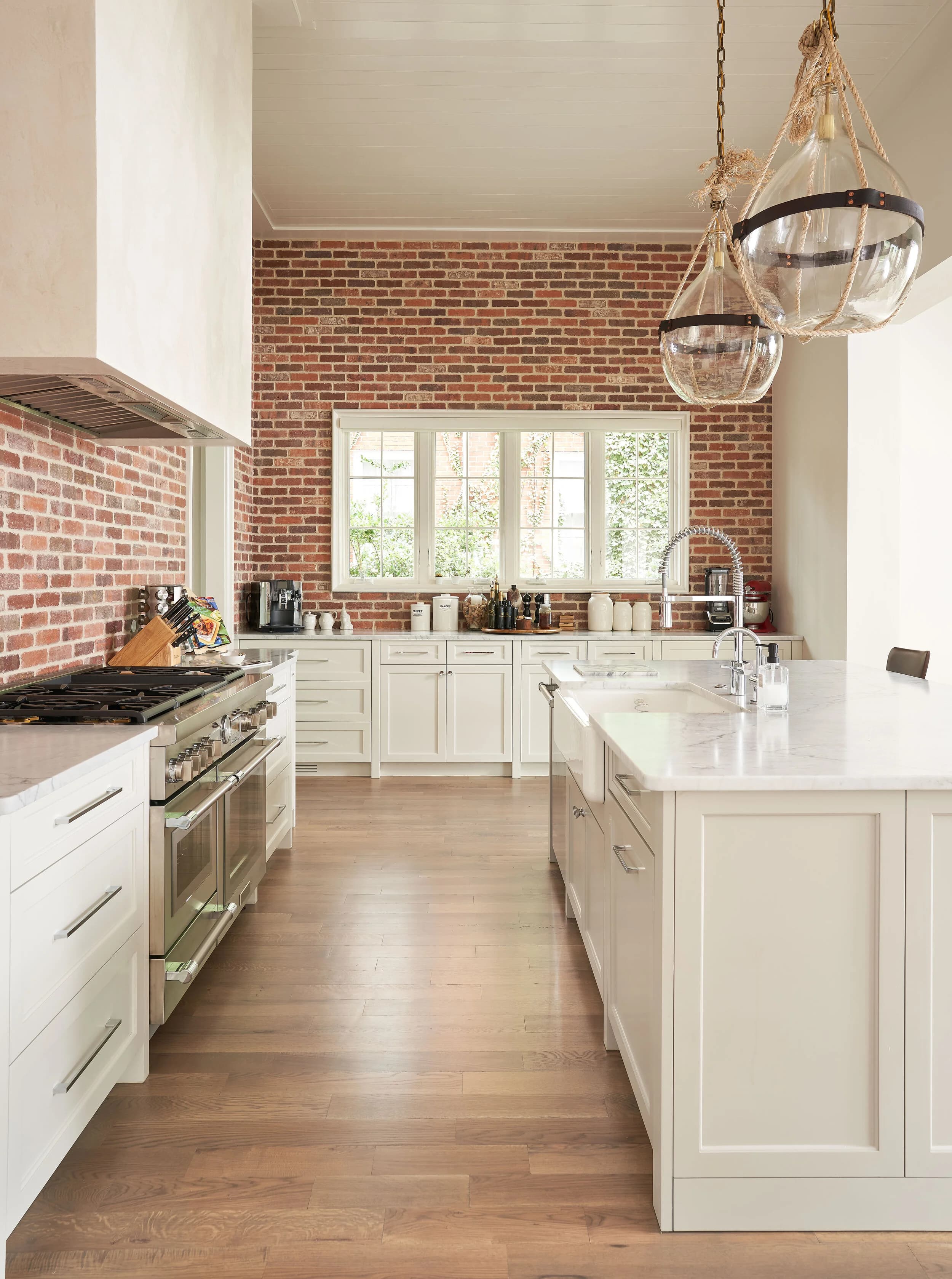 Beverly Drive kitchen and living area — Royal Building Group custom home, Charlotte, NC