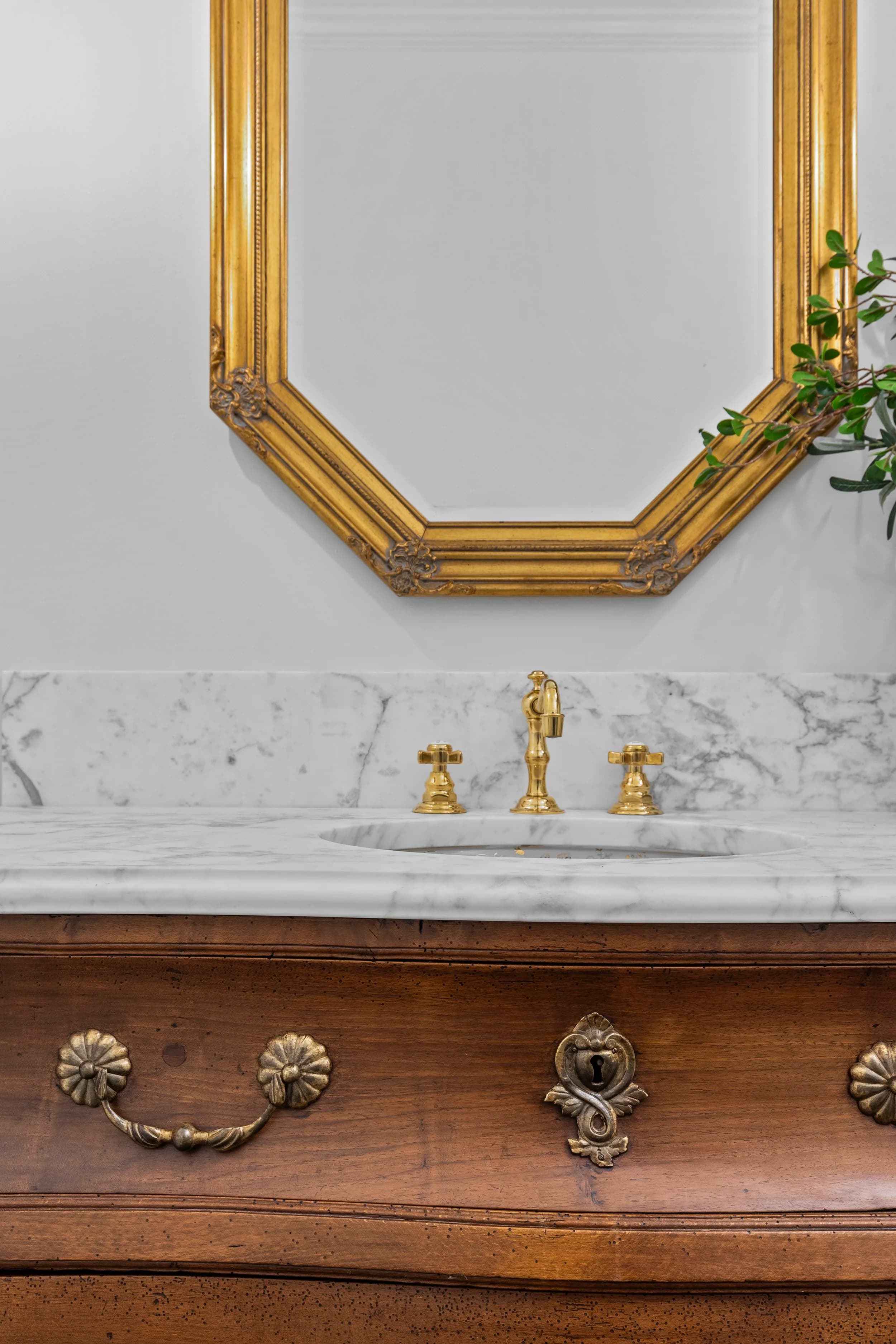 Beverly Remodel kitchen and living area — Royal Building Group custom home, Charlotte, NC