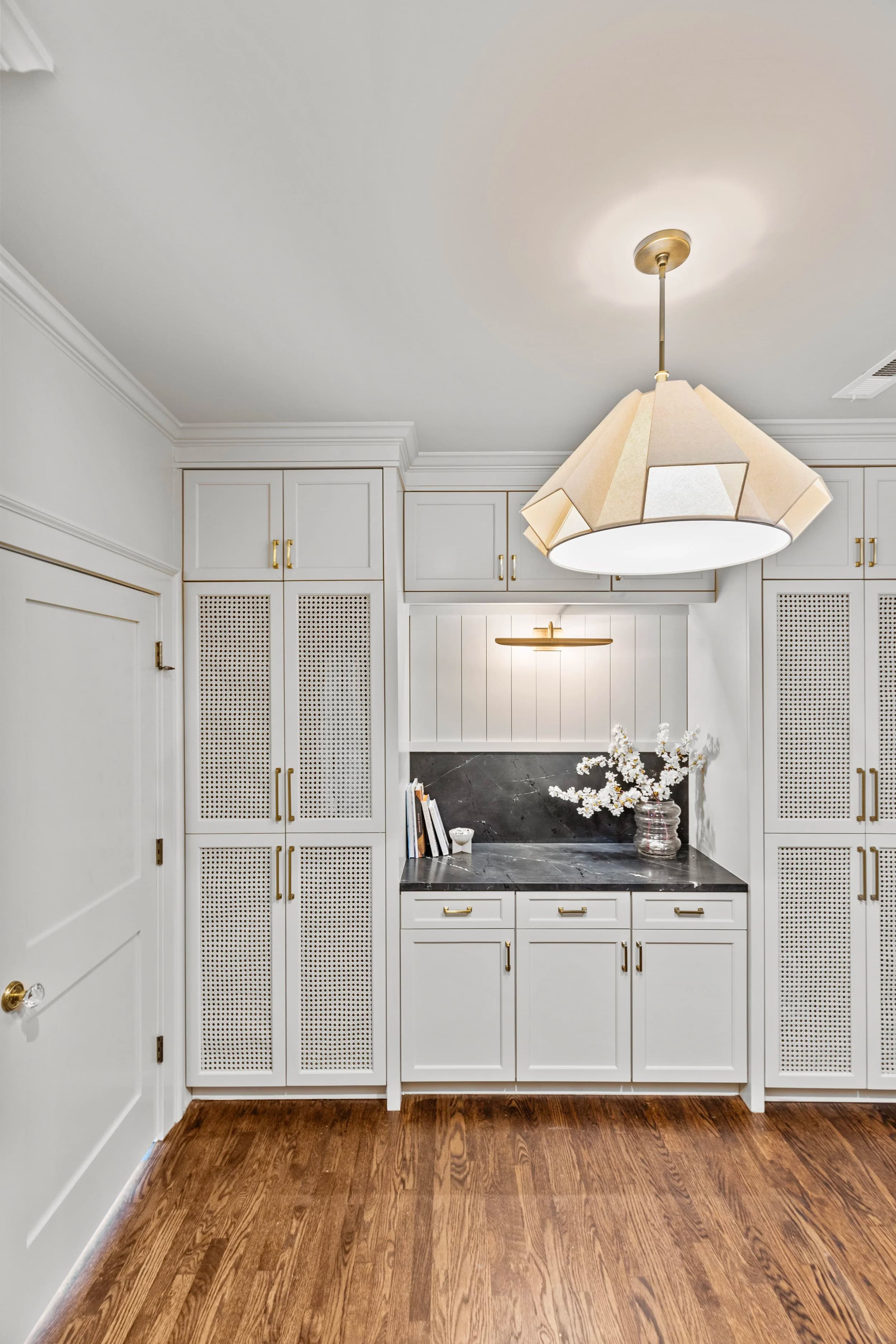 Beverly Remodel kitchen and living area — Royal Building Group custom home, Charlotte, NC