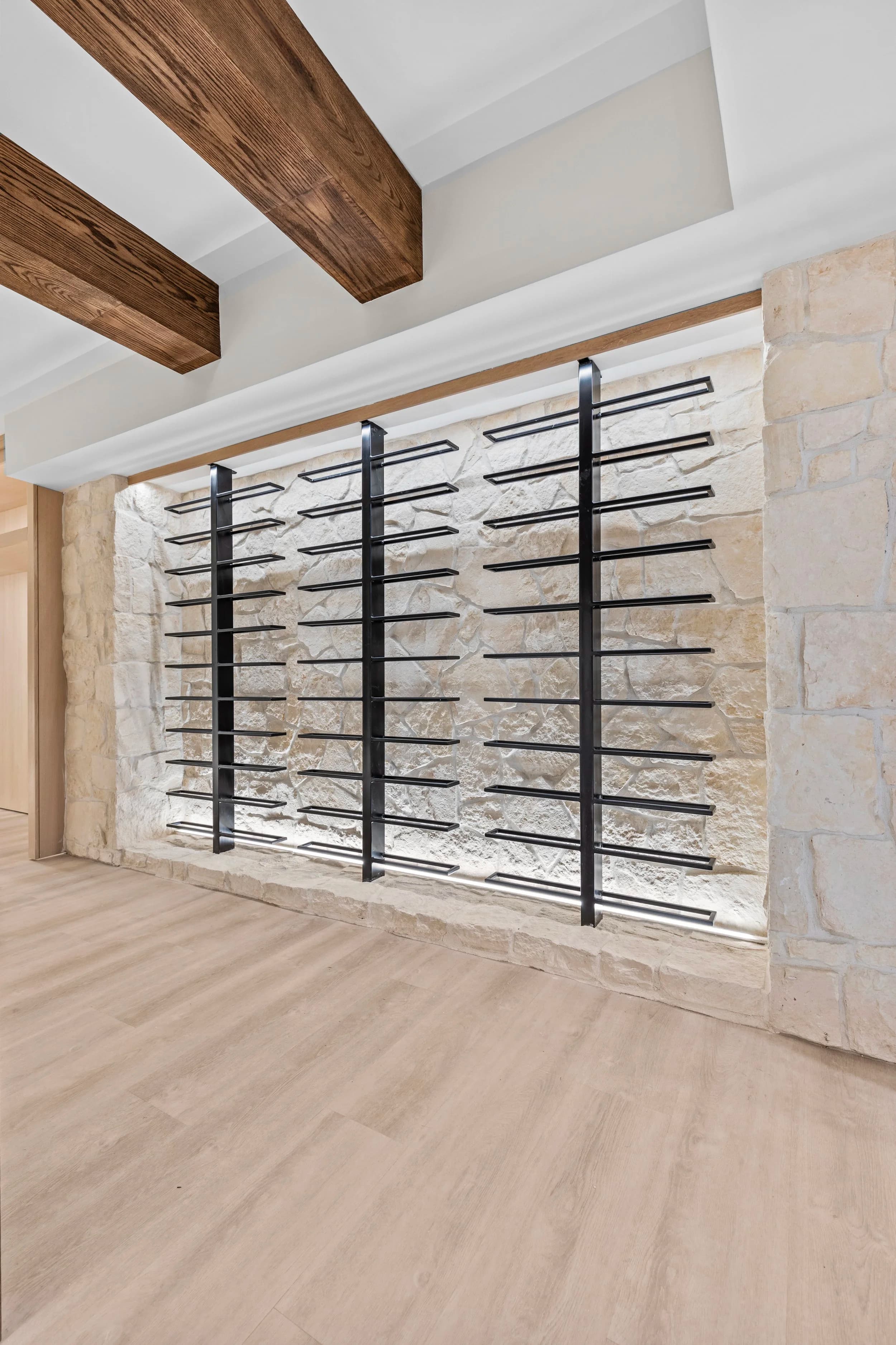 Beverly Remodel bedroom and bathroom — luxury custom home in Charlotte, NC