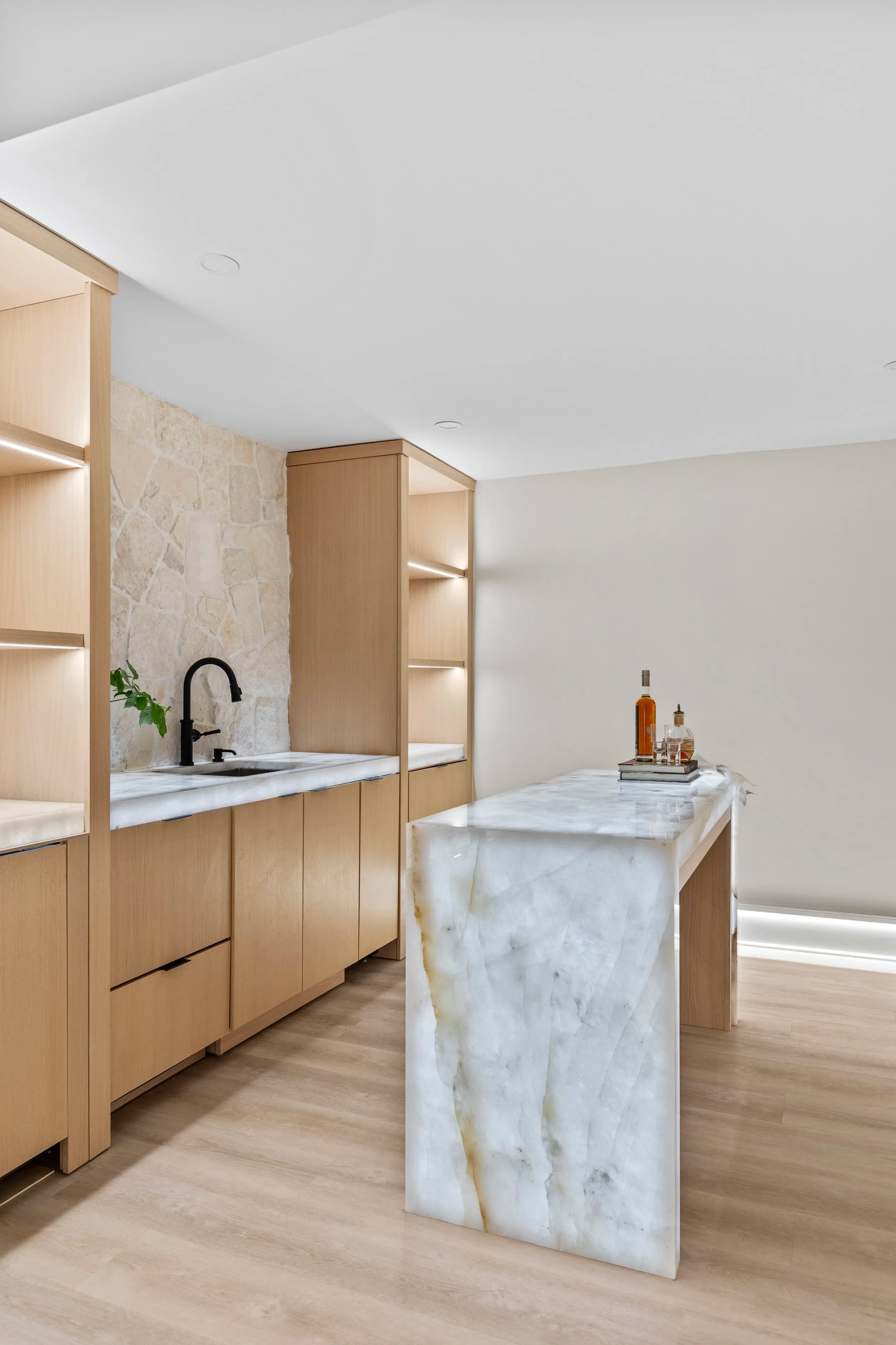 Beverly Remodel architectural detail — Royal Building Group custom home, Charlotte, NC