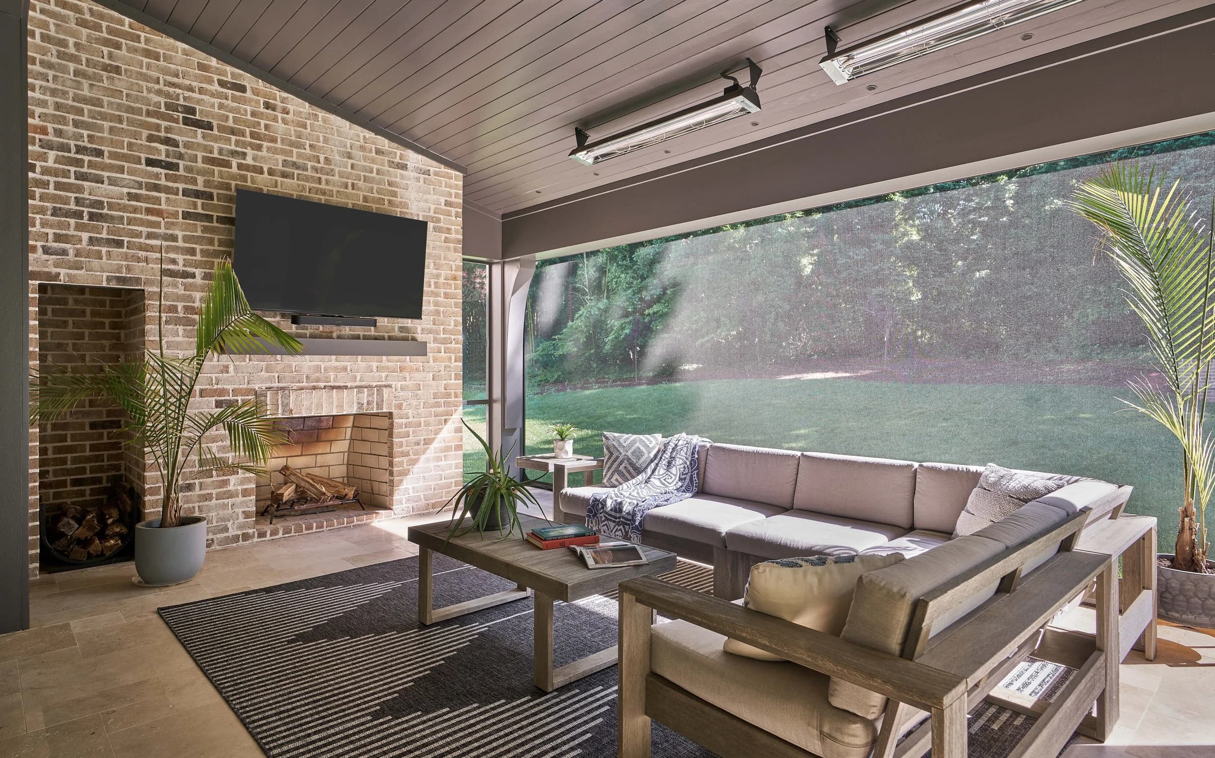 Byerly kitchen and living area — Royal Building Group custom home, Charlotte, NC