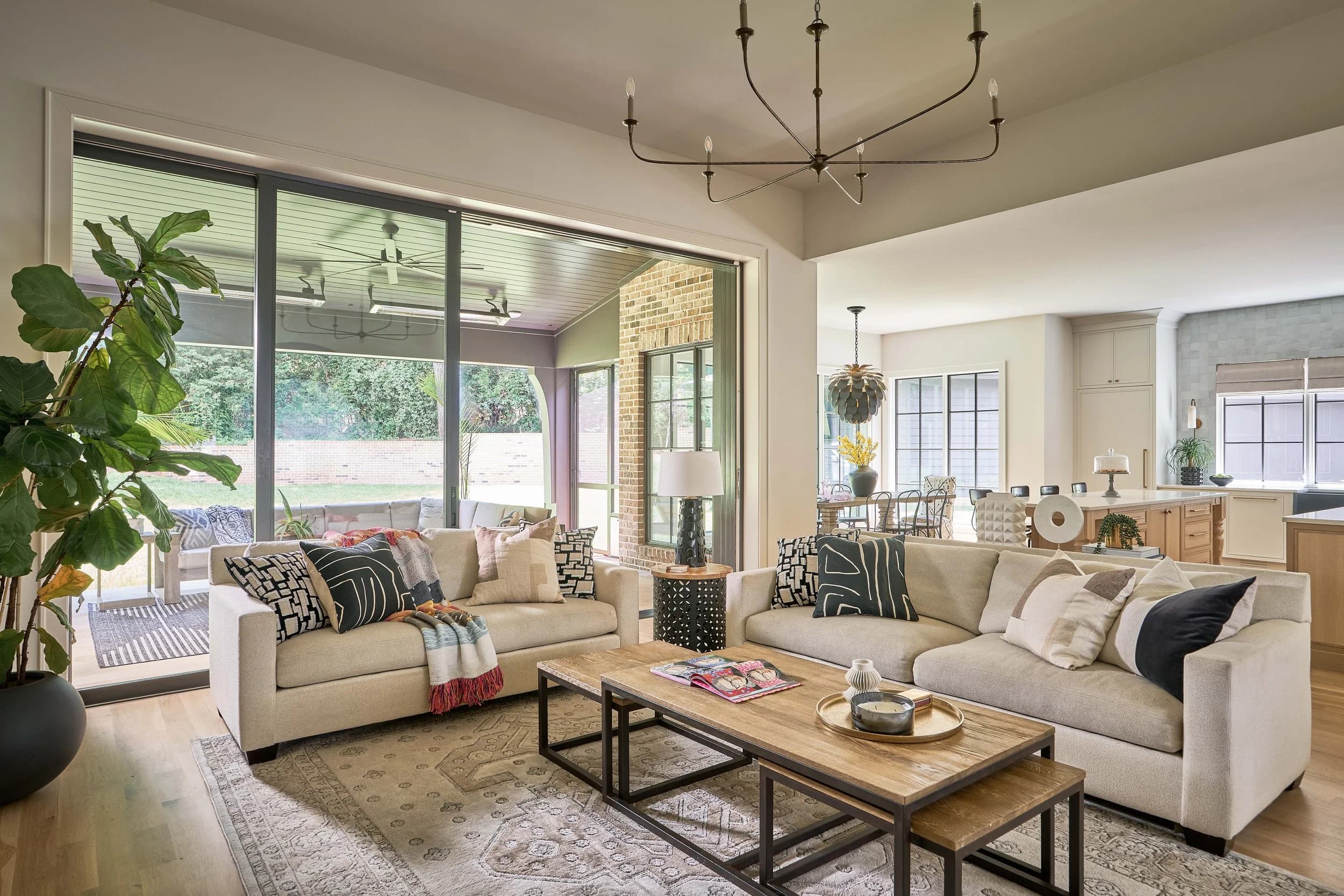 Byerly kitchen and living area — Royal Building Group custom home, Charlotte, NC