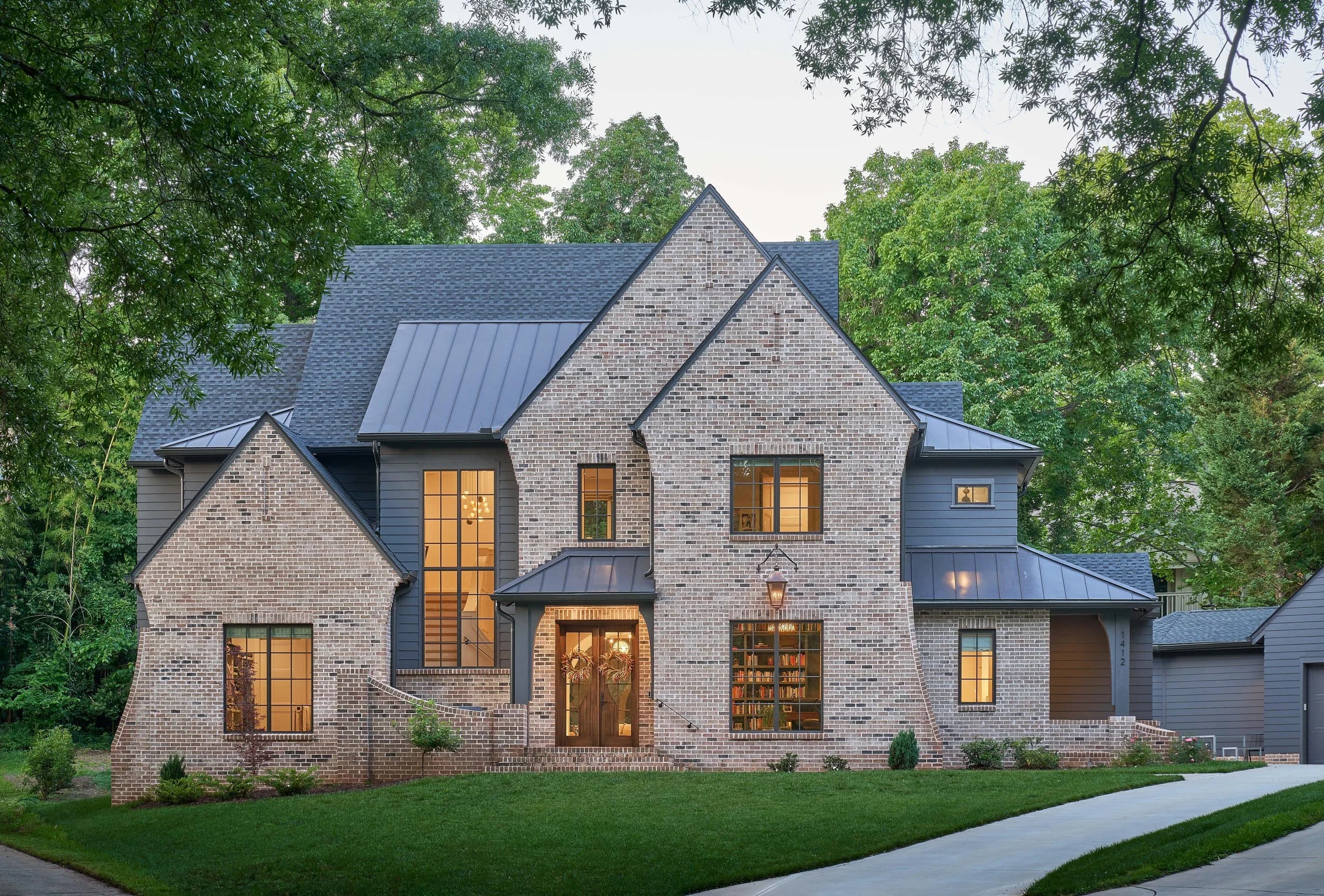 Byerly interior living space — custom luxury home in Charlotte, NC