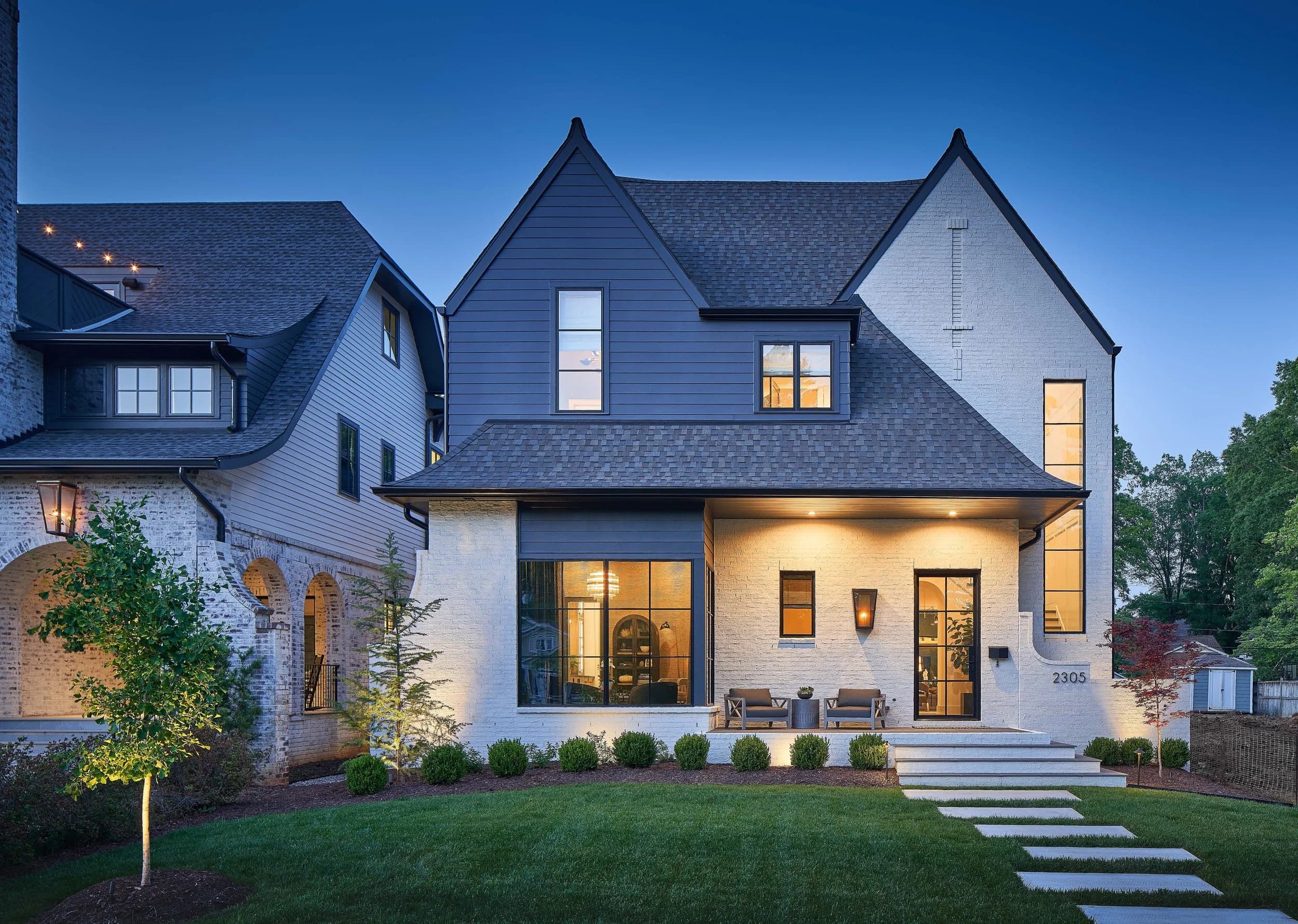 Chesterfield II architectural detail — Royal Building Group custom home, Charlotte, NC