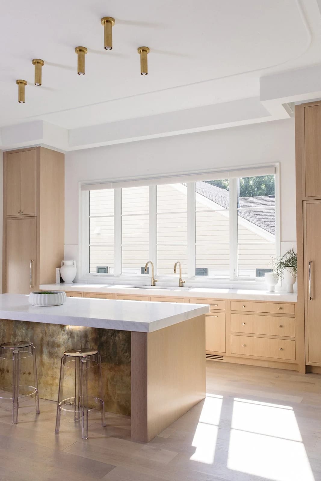 Chesterfield III kitchen and living area — Royal Building Group custom home, Charlotte, NC