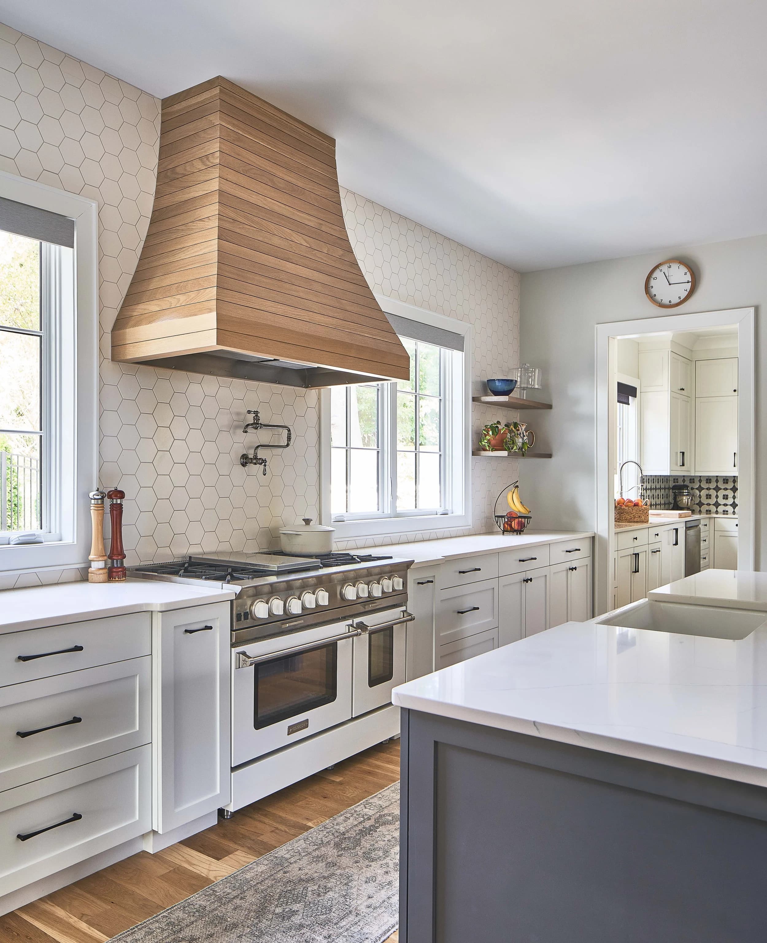 Lansdowne kitchen and living area — Royal Building Group custom home, Charlotte, NC