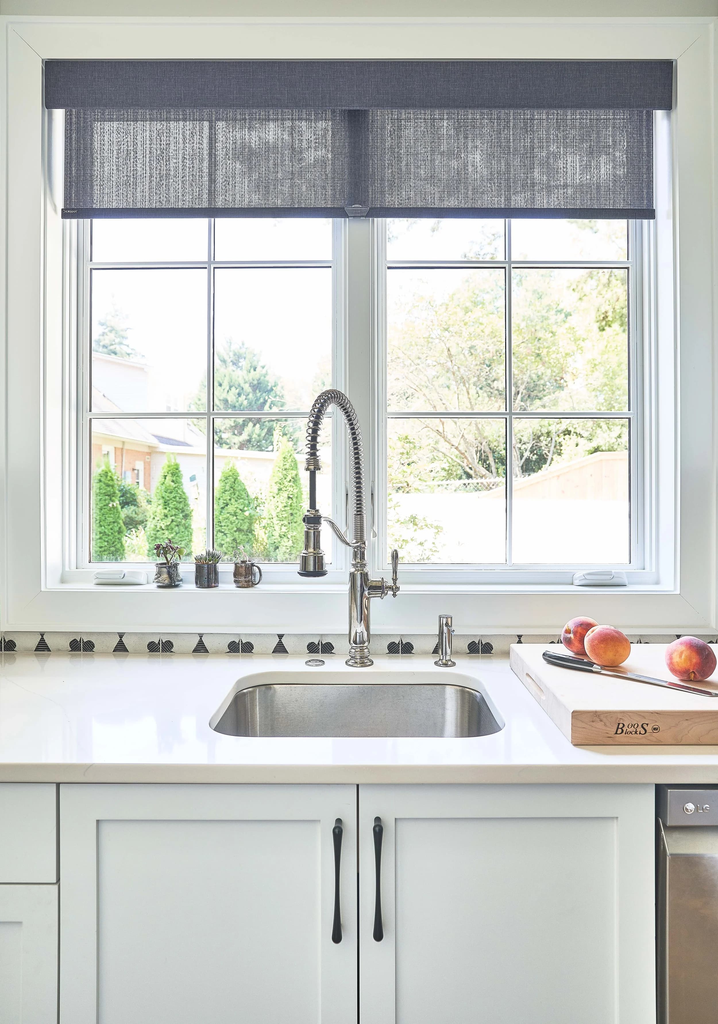 Lansdowne kitchen and living area — Royal Building Group custom home, Charlotte, NC