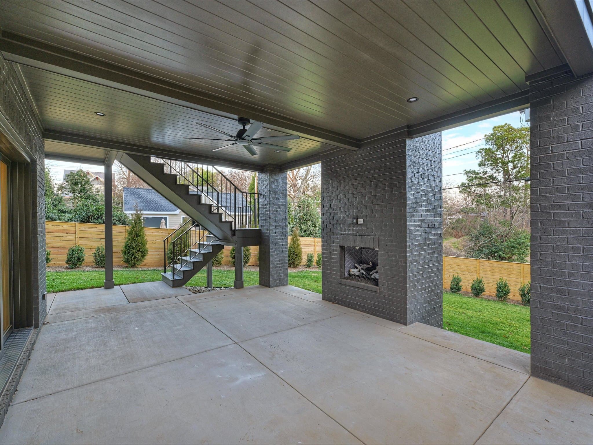 Lorna architectural detail — Royal Building Group custom home, Charlotte, NC