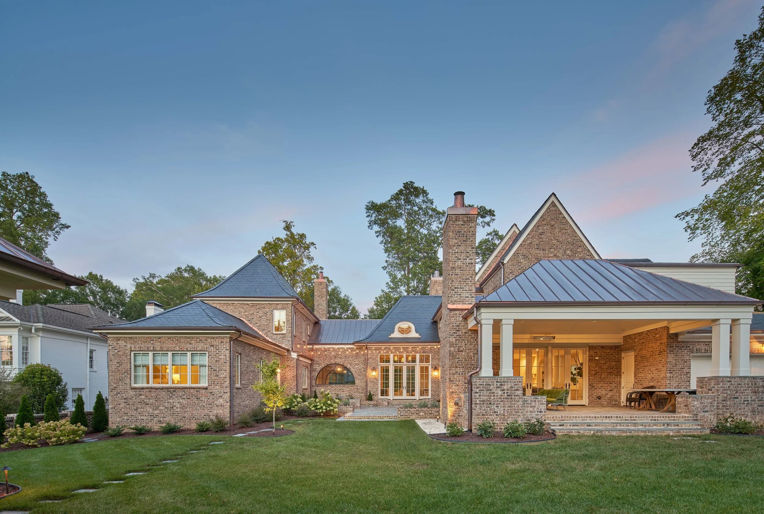 Queens Road kitchen and living area — Royal Building Group custom home, Charlotte, NC