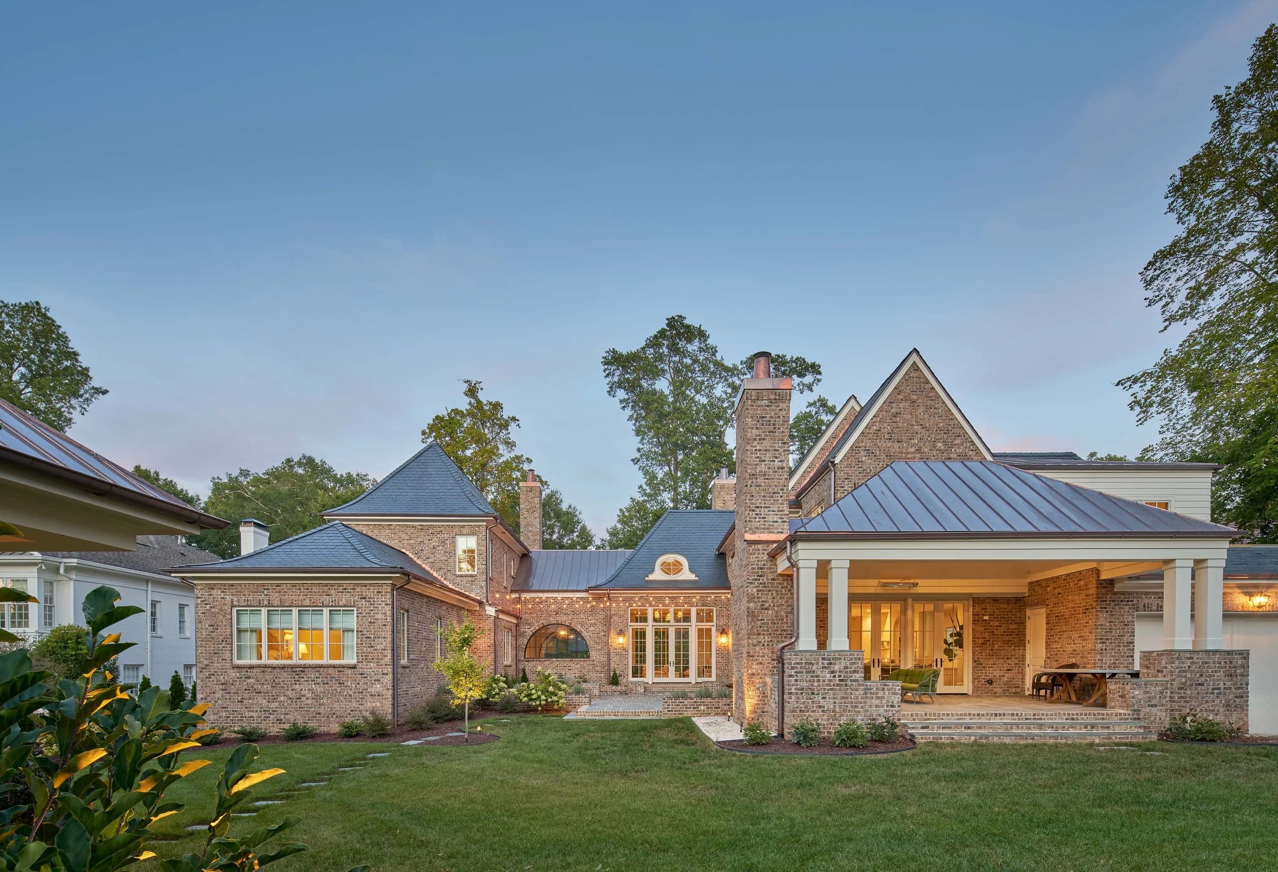 Queens Road kitchen and living area — Royal Building Group custom home, Charlotte, NC
